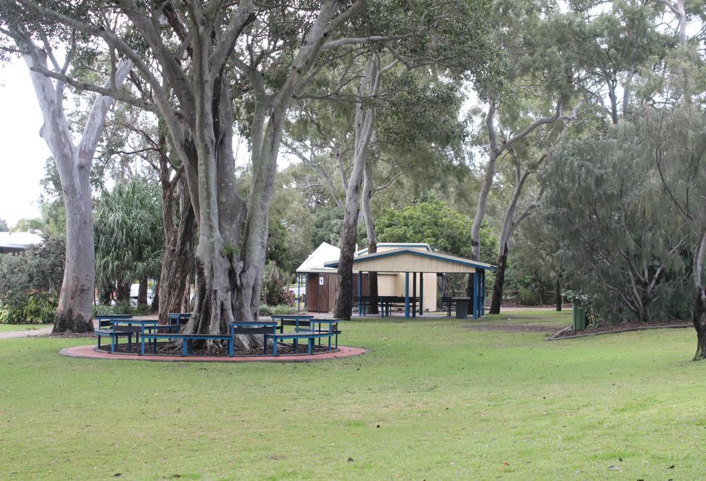 Urangan Five 3 Fiveアパートホテル エクステリア 写真